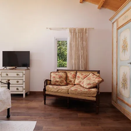 Magnolia Corfu Villa Pérama